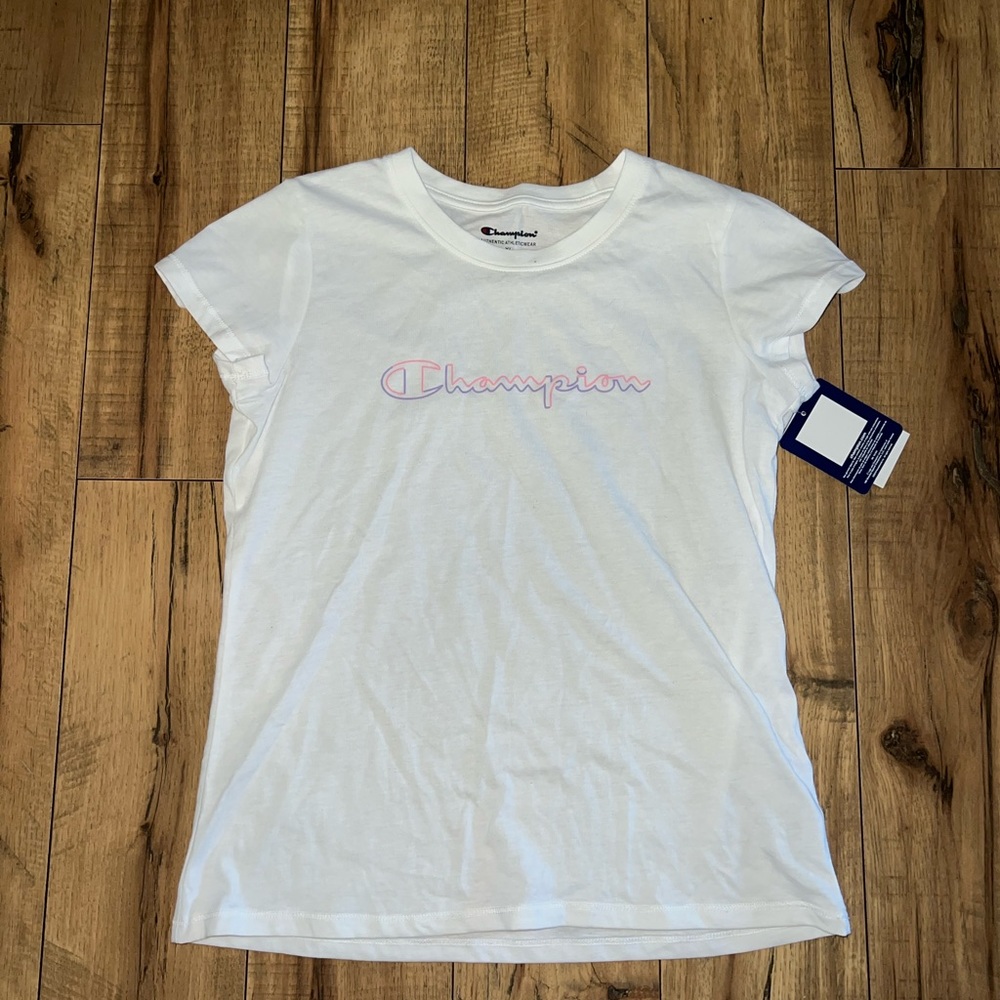 white champion t-shirt